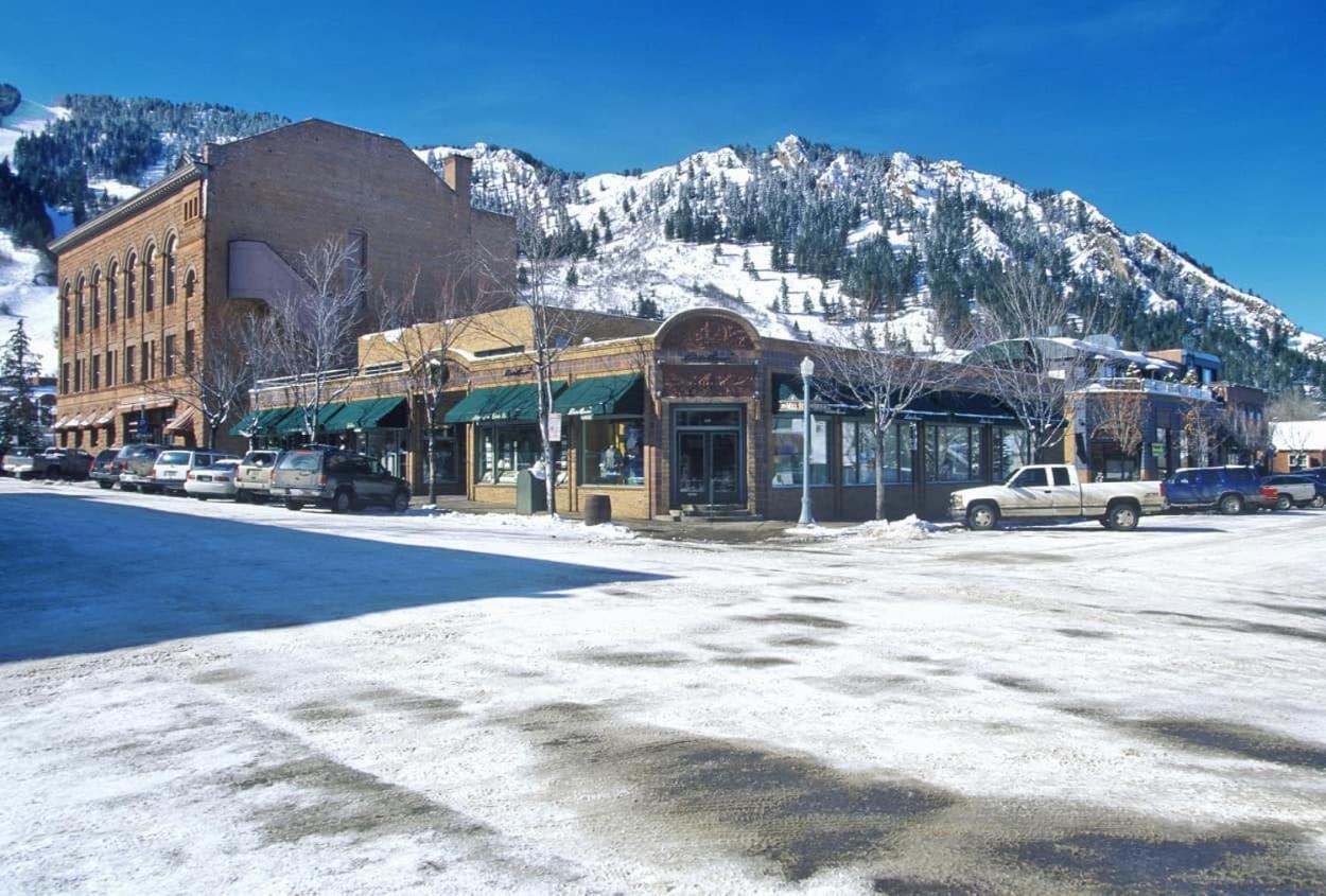 New Listing 2Br 2Ba Condo - Mountain Views Aspen Extérieur photo