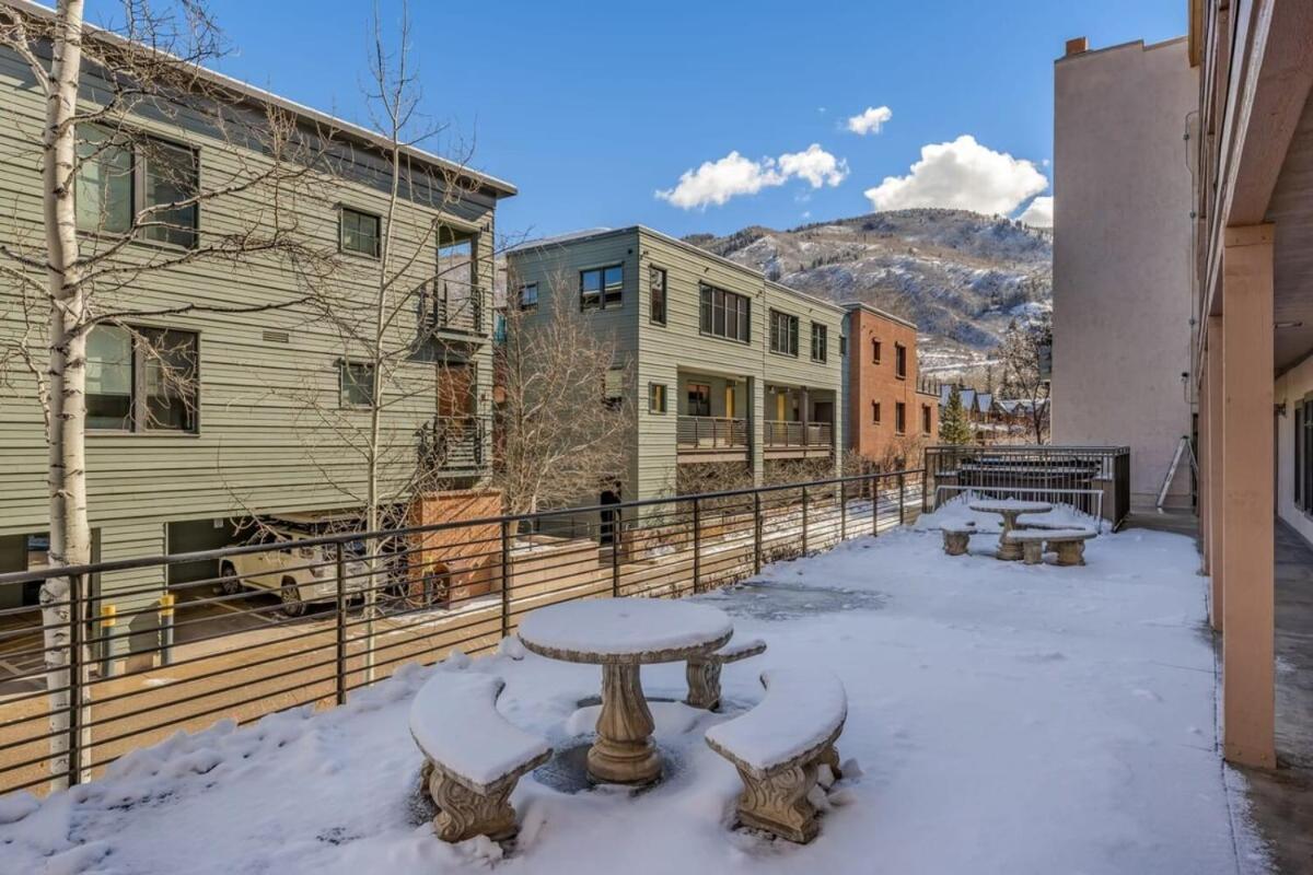New Listing 2Br 2Ba Condo - Mountain Views Aspen Extérieur photo